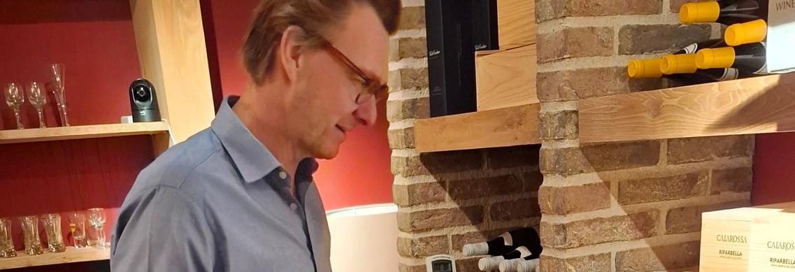De kelder van Dennis Albada Jelgersma