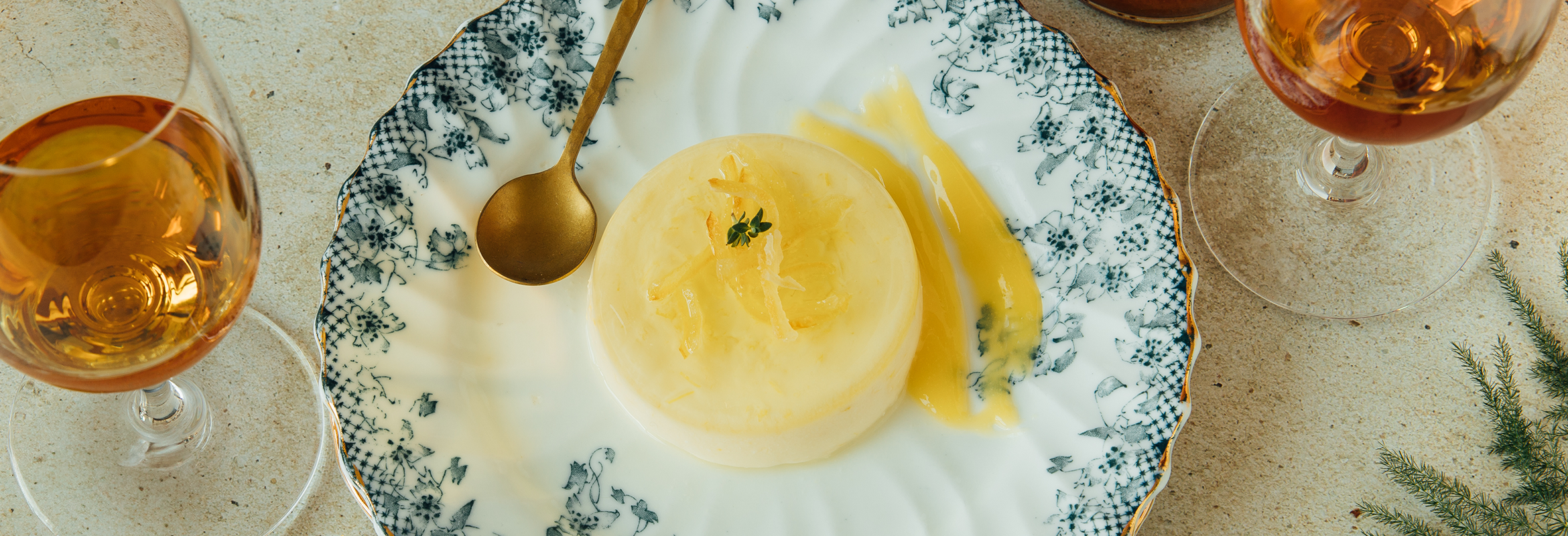 Yuzupannacotta met lemoncurd en sinaasappel